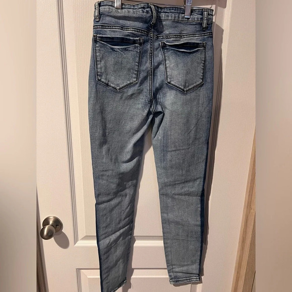 Forever 21 denim jeans two toned size 27 - Picture 5 of 6